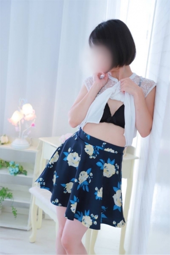 女子アナ級美人☆こはる